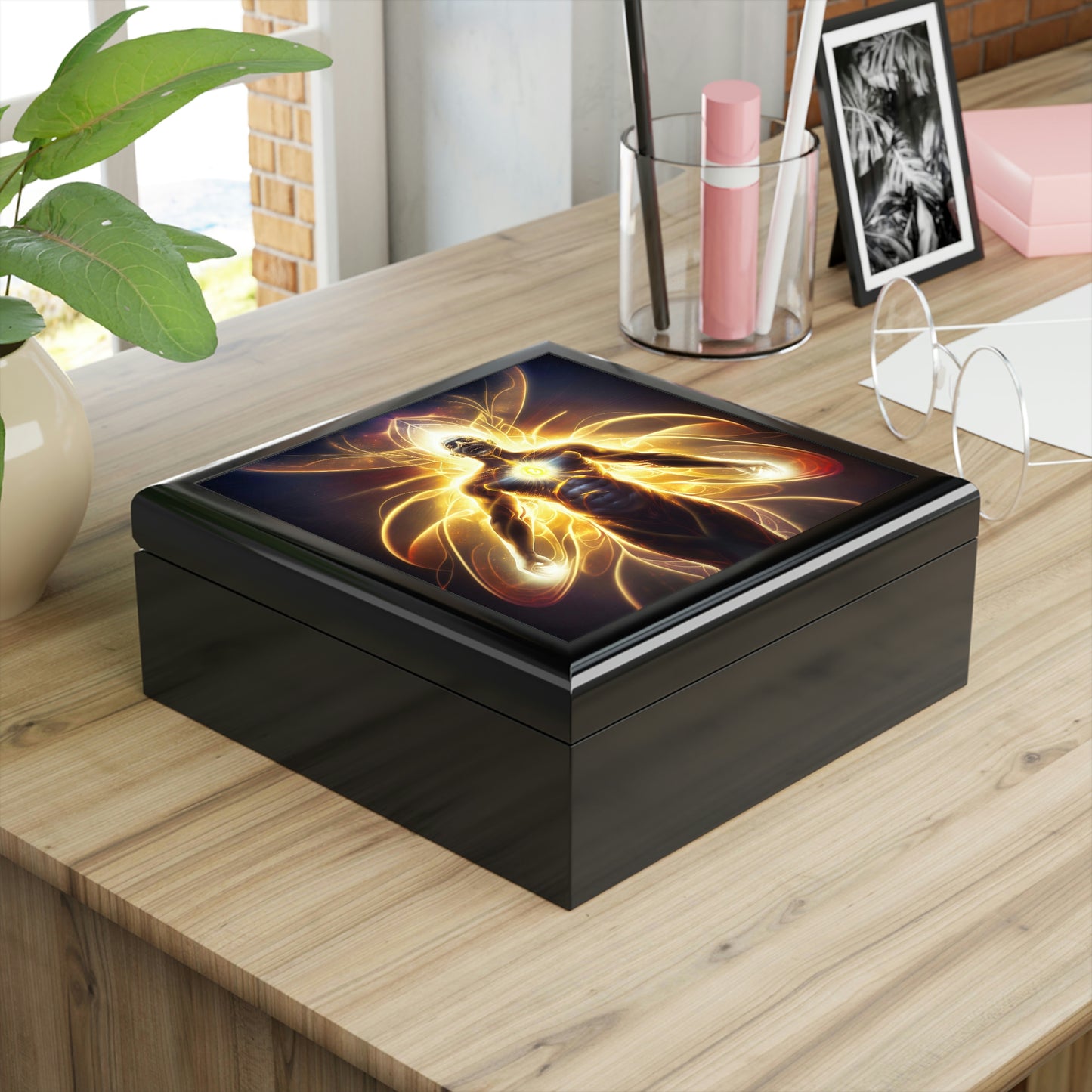 Crystal Amplifier Box- Synergy