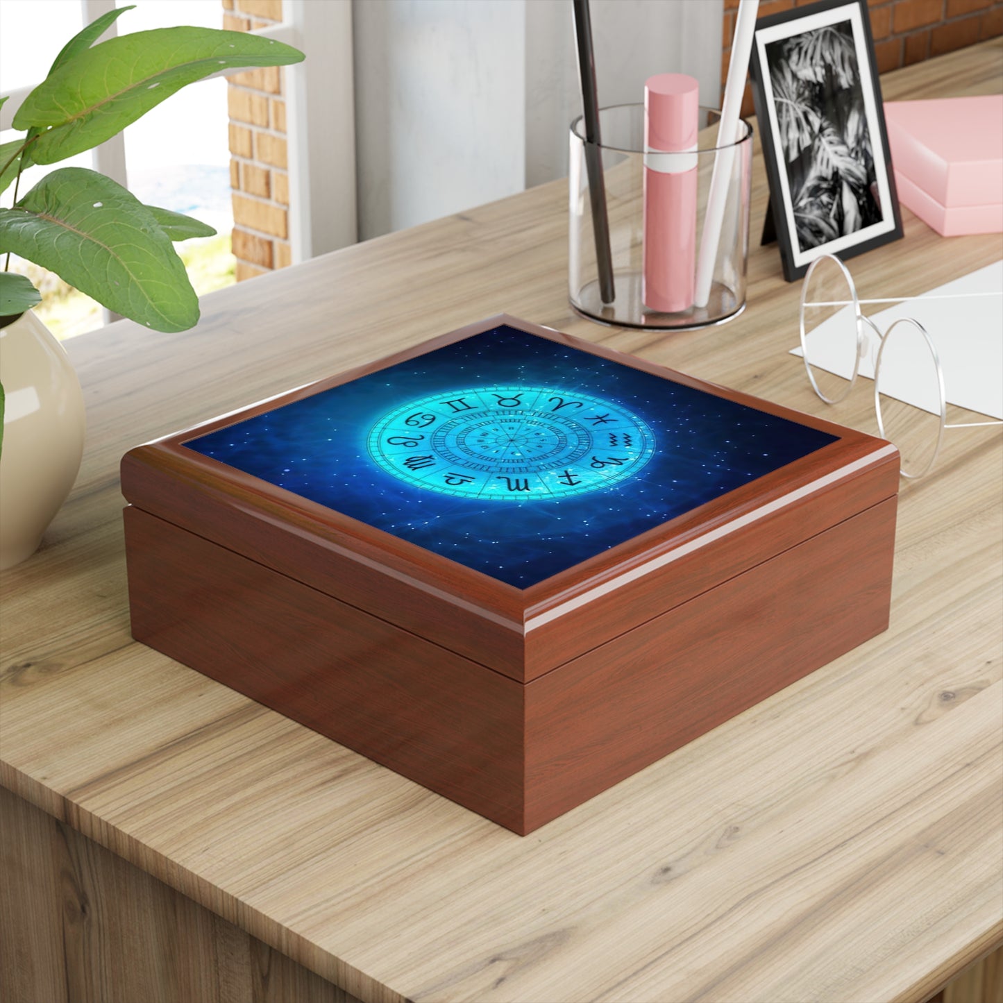 Crystal Amplifier Box- Zodiac